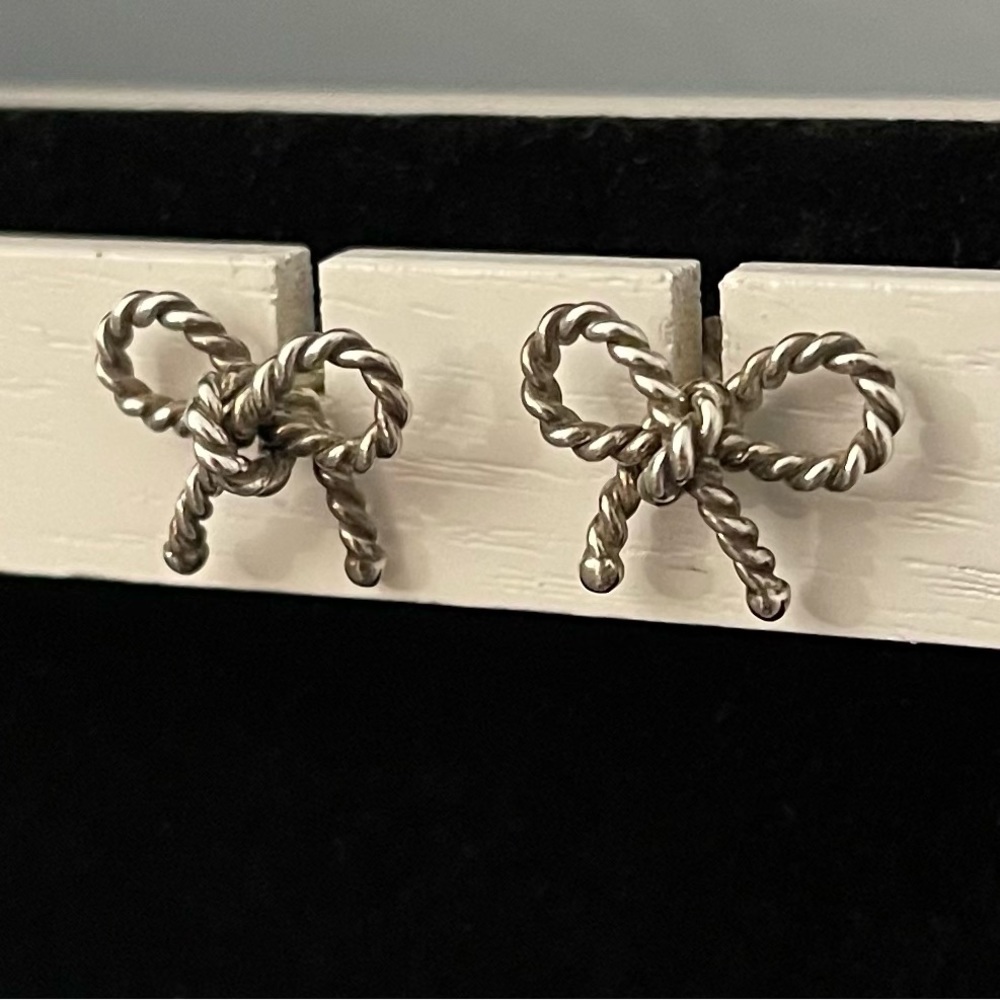 Tiffany Bow Tie Sterling Silver Stud earrings